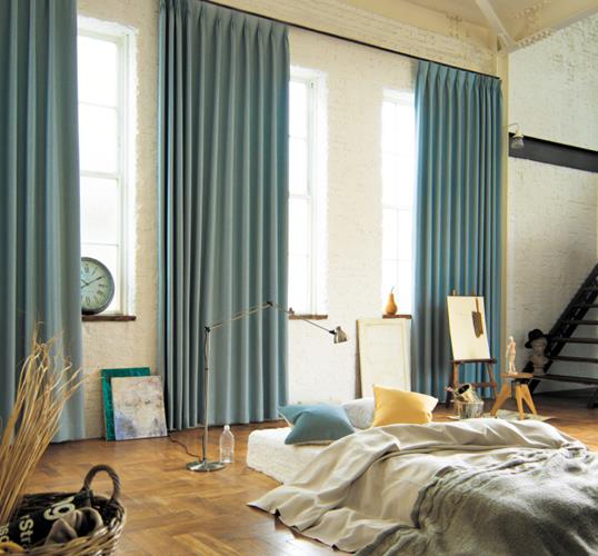 最終SALE!! サンゲツロングカーテン　暖房時の階段塞ぎに最適！早い者勝ち サンゲツロングカーテン暖房の階段塞ぎに最適