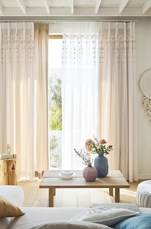 シンコール・レース・リーフのオーダーカーテンならカーテンワオへ