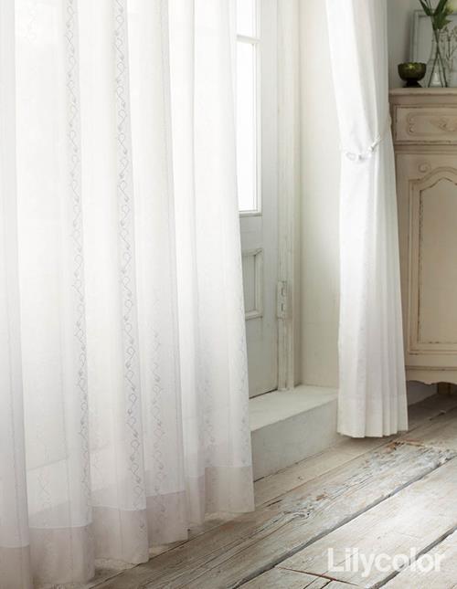 【新品同様】リリカラ　レースカーテン リリカラ・レース・リーフのオーダーカーテンならカーテンワオへ