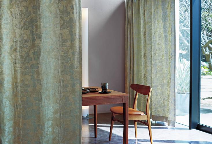 川島織物のオーダーカーテンならカーテンワオへ