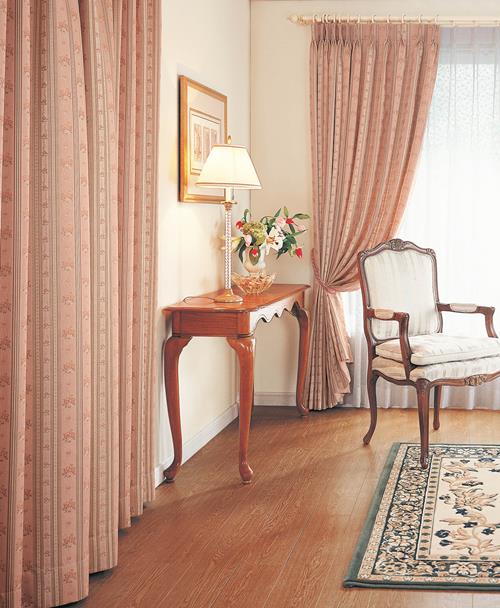 花ストライプのオーダーカーテンならカーテンワオへ（1ページ）